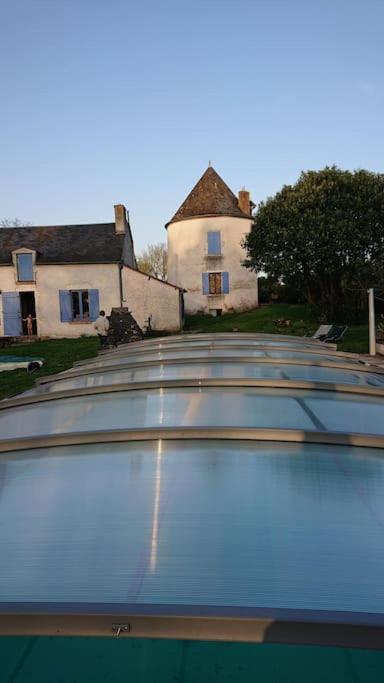 Tour De Bablou - Insolite Allouis Esterno foto